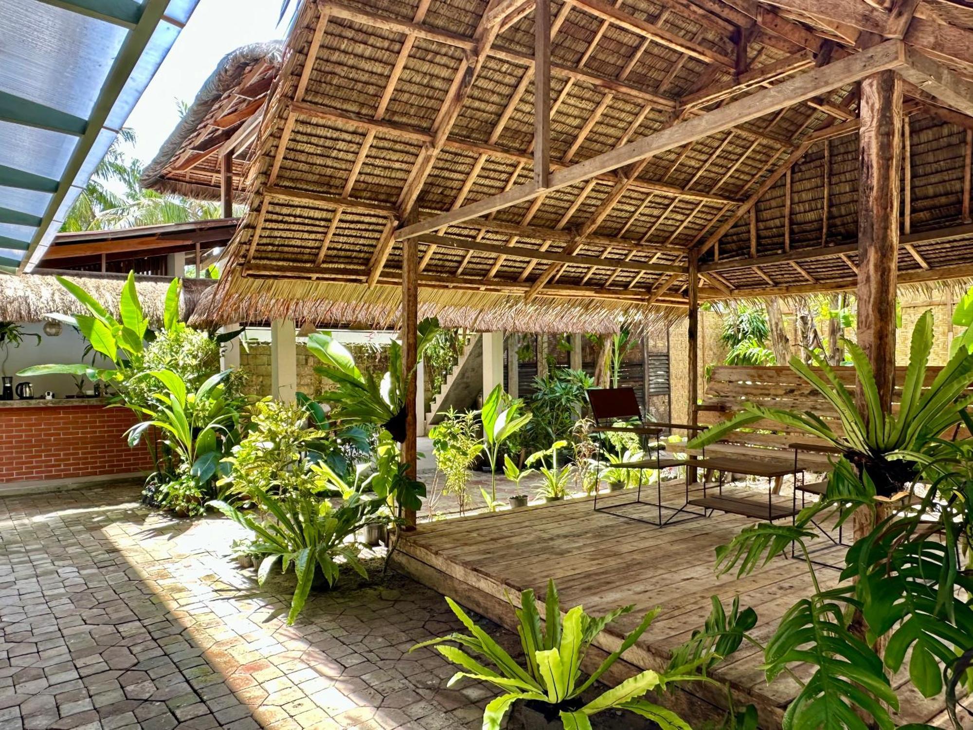 Alpas Siargao Hostel General Luna  Exterior photo