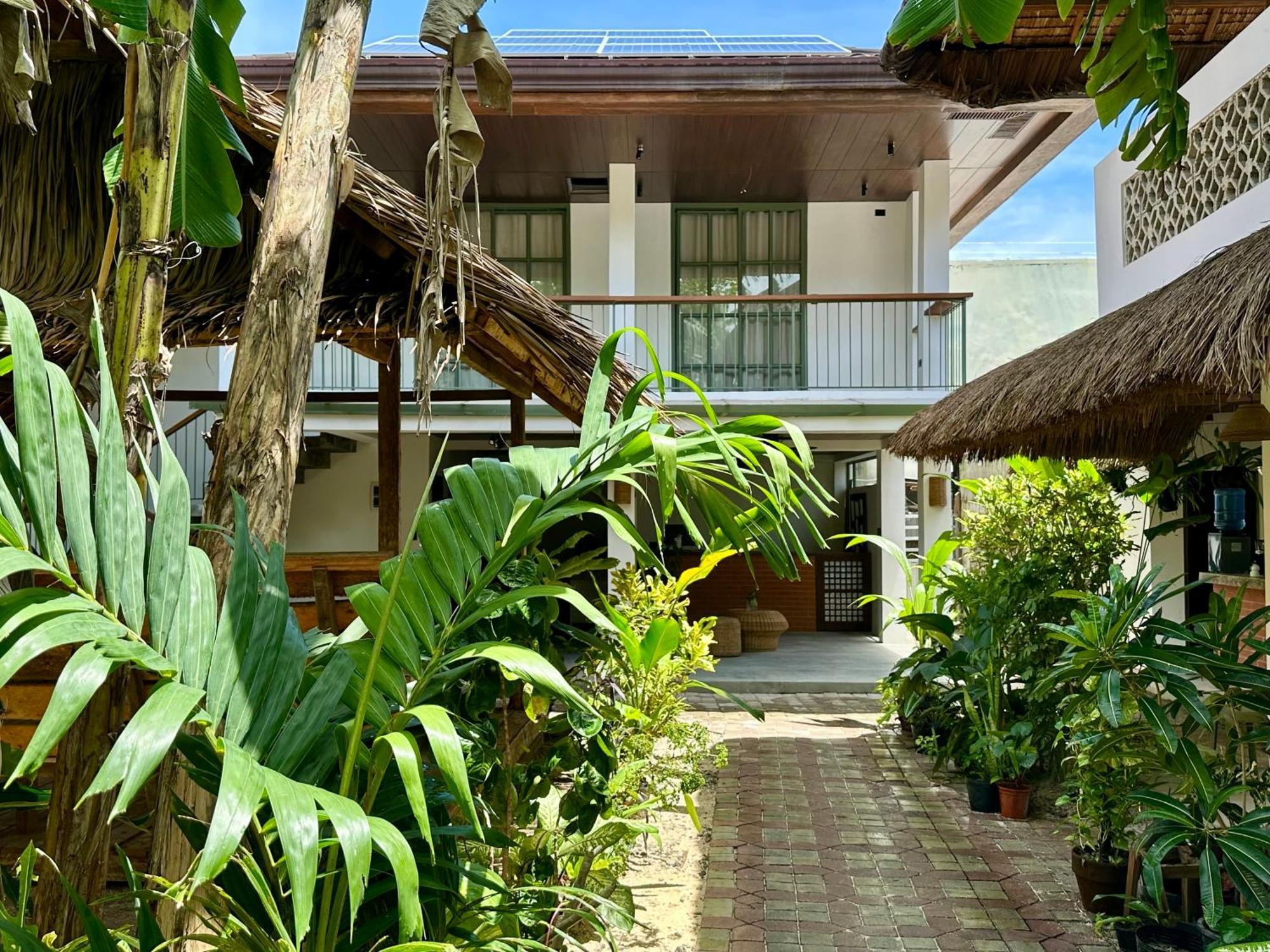 Alpas Siargao Hostel General Luna  Exterior photo