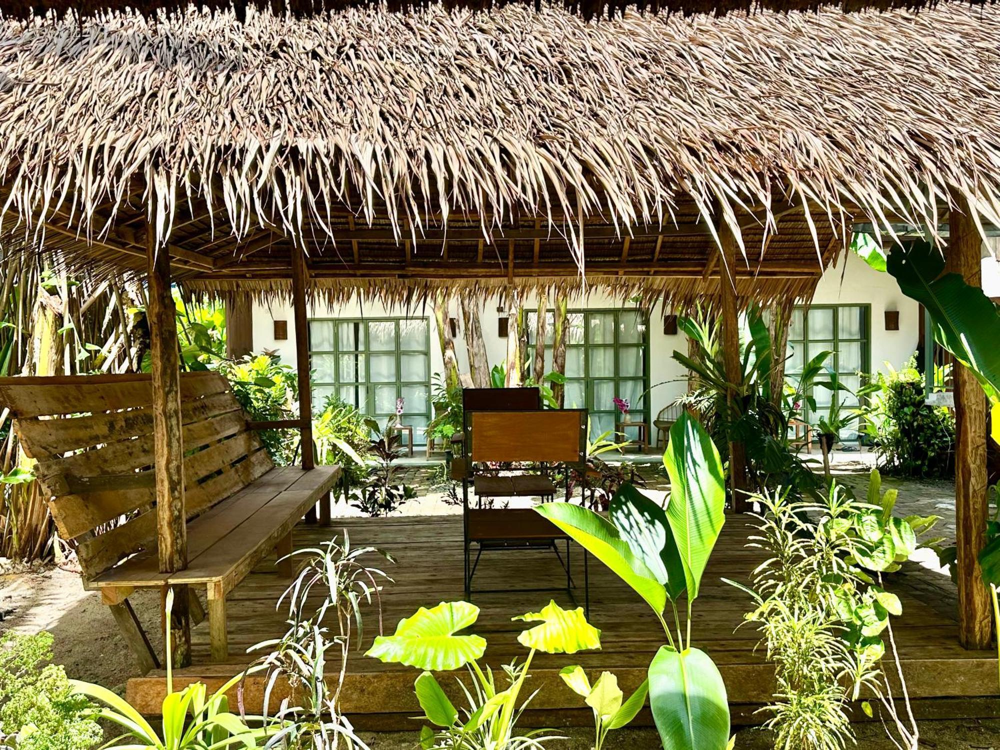 Alpas Siargao Hostel General Luna  Exterior photo